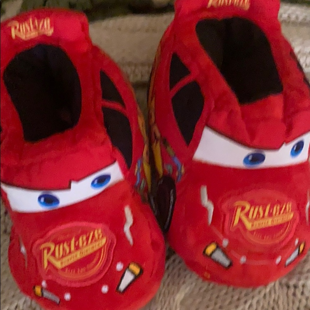 Size L slippers for boys or girls